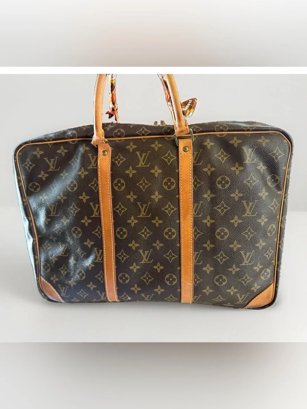 Louis Vuitton authentic louis